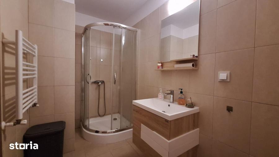 Apartament cu 2 camere decomandat în Fundeni