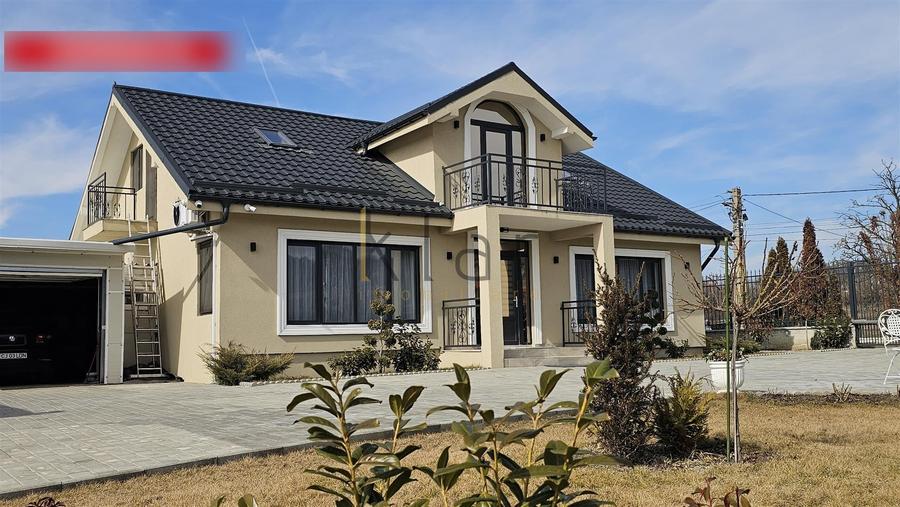 Casă individuală cu 3 camere decomandat cu Teren 5800 Mp în Fodora