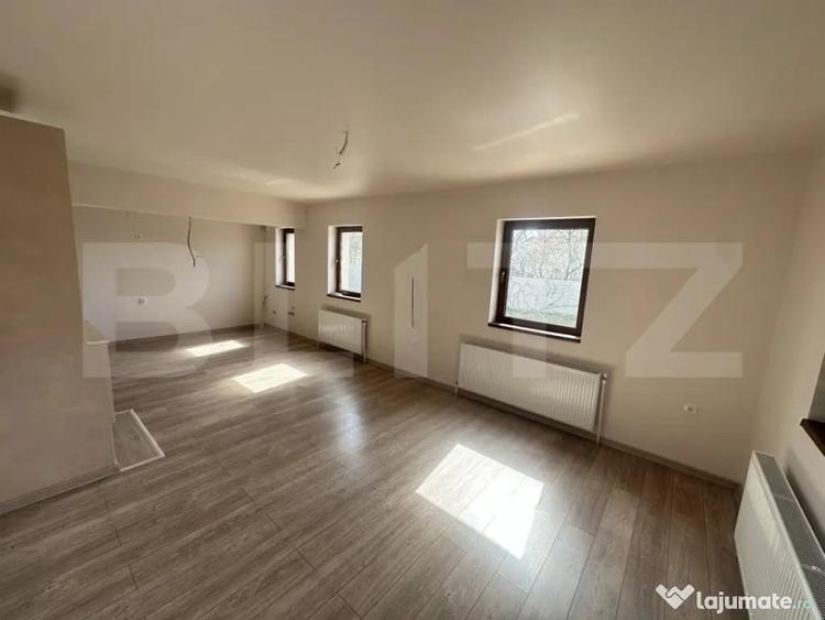 Casă cu 3 camere cu Teren 3200 Mp în Central
