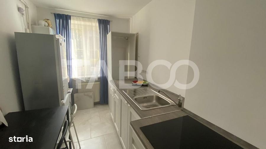 Apartament cu 3 camere semidecomandat în Terezian