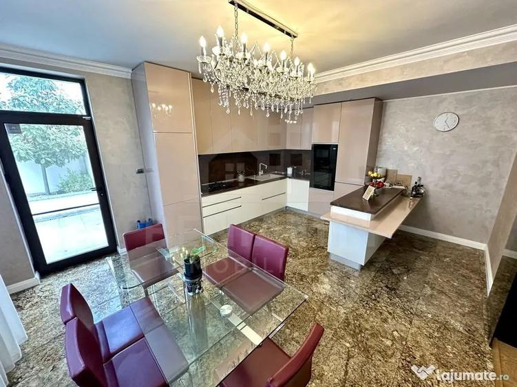 Casă cu 1 camere cu Teren 590 Mp în Central