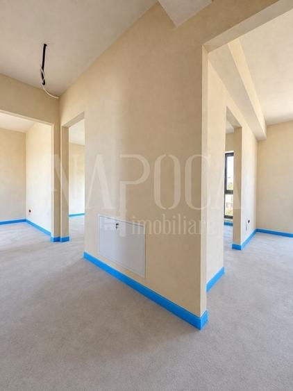 Duplex cu 4 camere cu Canalizare în Andrei Mureșanu