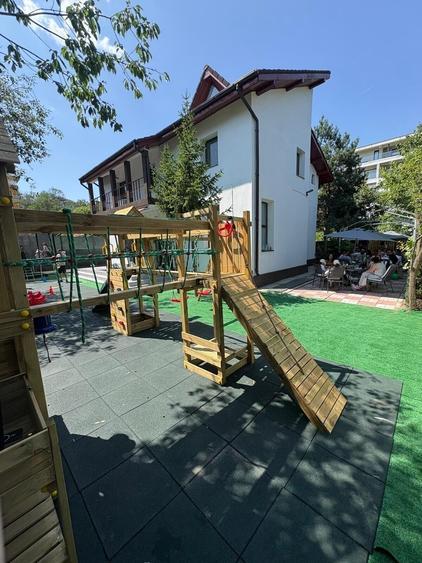 Casă individuală cu 5 camere cu Canalizare în Pipera