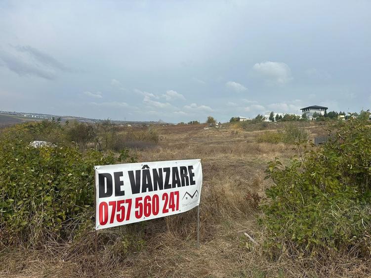 Teren Construcții intravilan de 4706 mp, în Miroslava