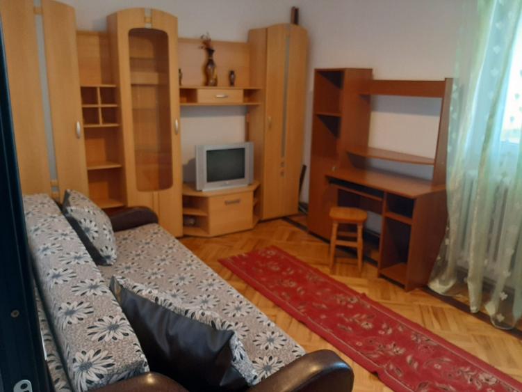 Apartament cu 2 camere decomandat în Alexandru cel Bun — fotografia 3