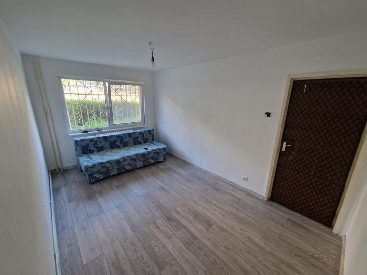 Apartament cu 3 camere decomandat, mobilat în Mănăștur
