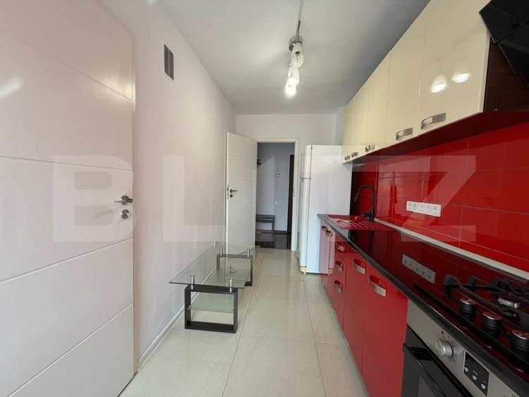 Apartament cu 3 camere decomandat, mobilat în Gării — fotografia 2