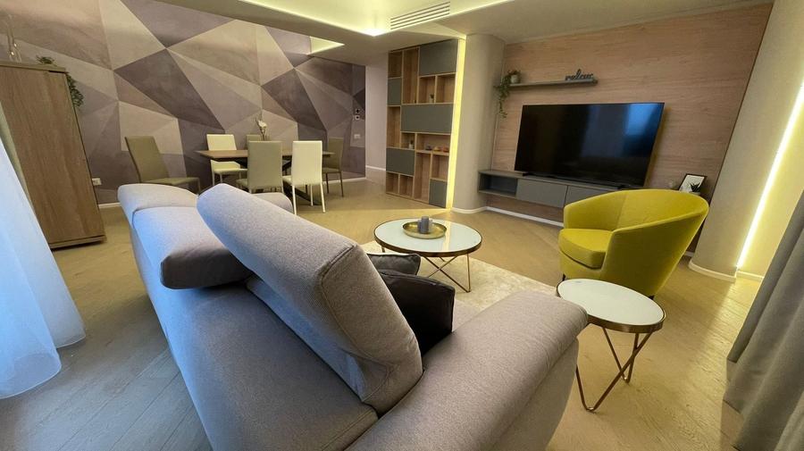 Apartament cu 3 camere decomandat, mobilat în Cotroceni
