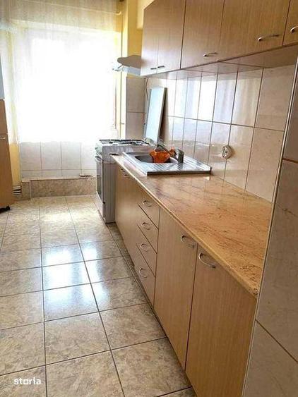 Apartament cu 4 camere decomandat în Alfa