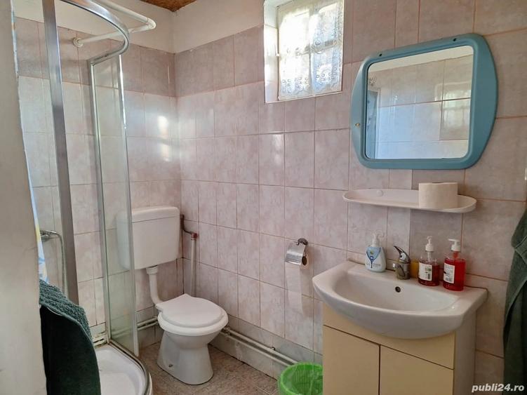 Casă cu 4 camere cu Teren 1250 Mp în Sânmartin