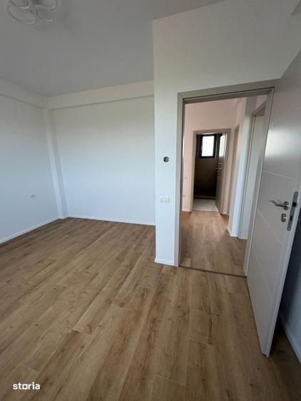 Casă cu 4 camere cu Teren 400 Mp în Domnești