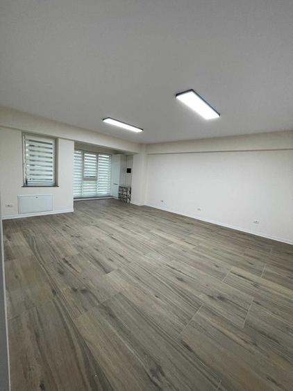 Spațiu comercial, de 52 mp, în Exterior Vest