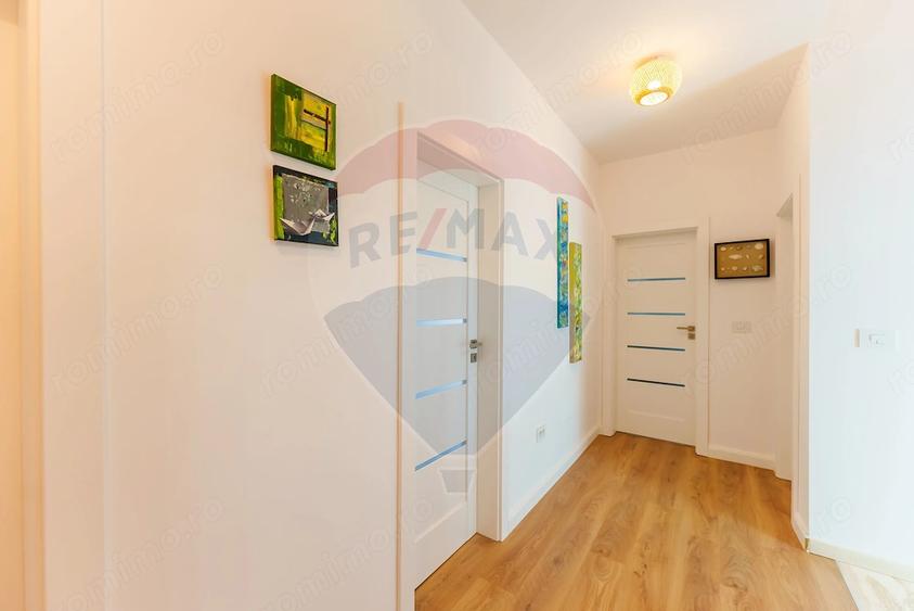 Casă cu 5 camere în Subcetate