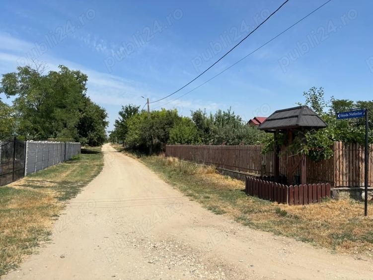 Teren de 4000 mp, în Central