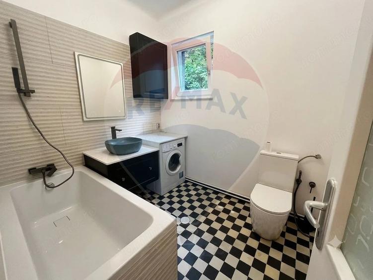 Apartament cu 2 camere decomandat în Centrul Istoric