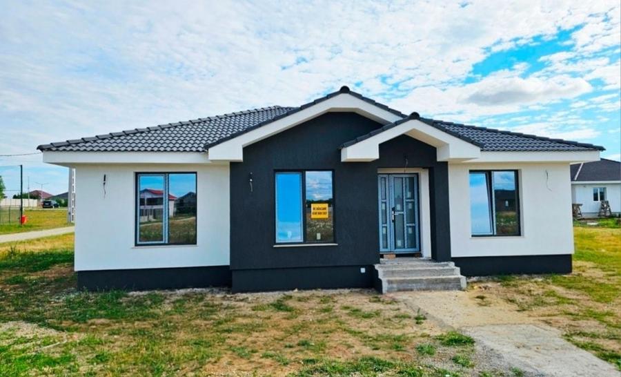 Casă cu 4 camere cu Teren 519 Mp în Sântandrei