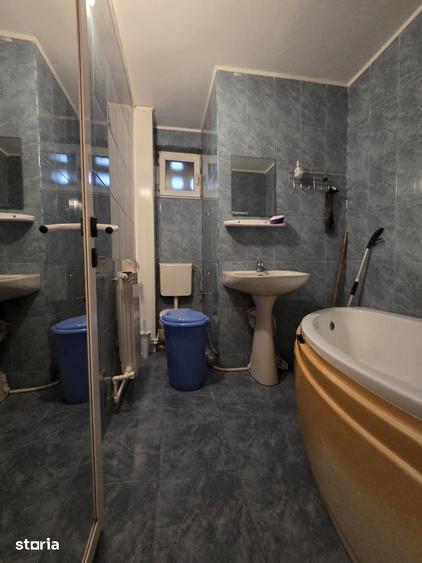 De inchiriat apartament 2 camere decomandat - zona centrala ! - 7