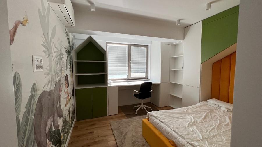 Apartament cu 3 camere semidecomandat, mobilat în Calea Călărașilor