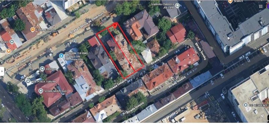 Casă individuală cu 3 camere cu Canalizare în Parcul Carol