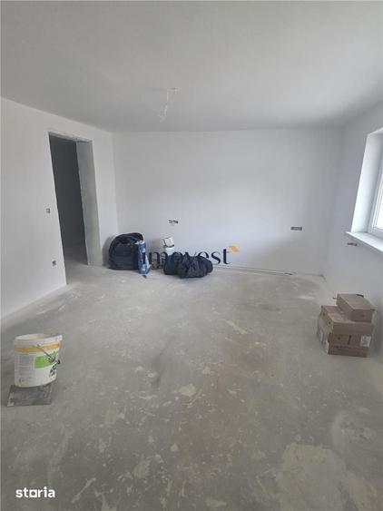 Apartament cu 3 camere decomandat în Titulescu