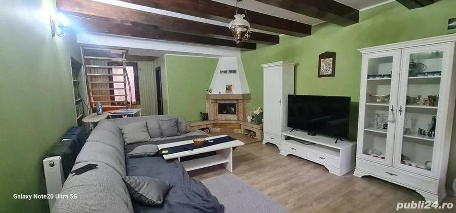 Casă cu 4 camere în Hunedoara