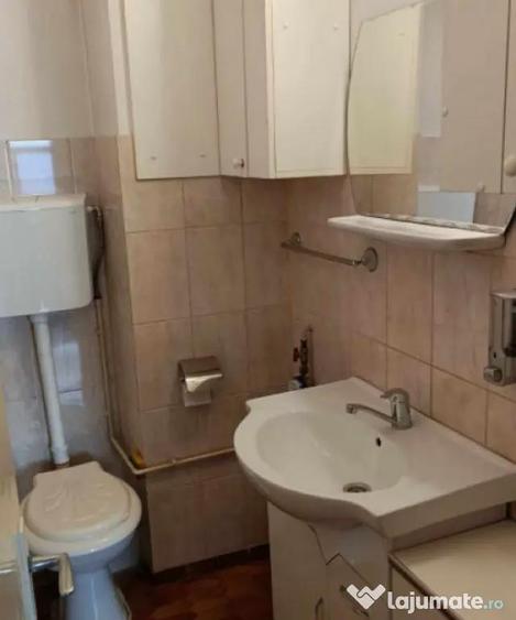 Apartament cu 3 camere decomandat în Ultracentral