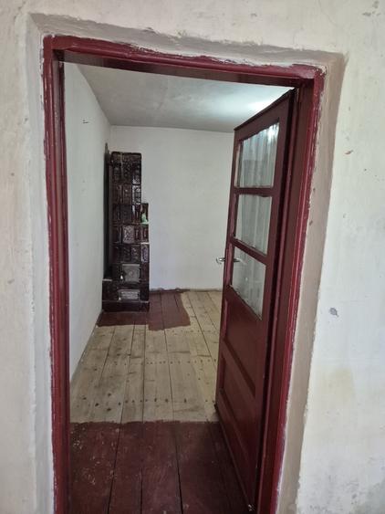 Casă cu 2 camere cu Teren 509 Mp în Hurezani