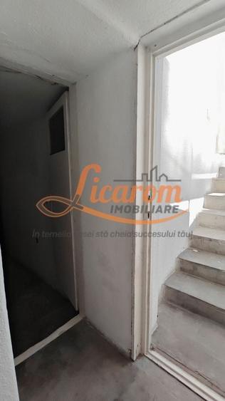 Casă individuală cu 3 camere cu Canalizare în Blumăna