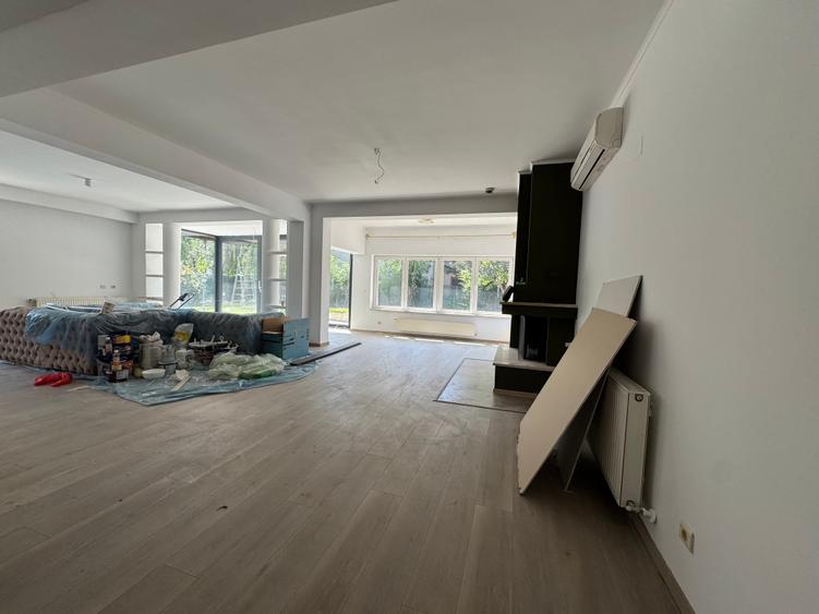 Casă individuală cu 4 camere cu Piscina în Pipera