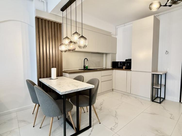Apartament cu 2 camere nedecomandat, mobilat în Mamaia-Sat