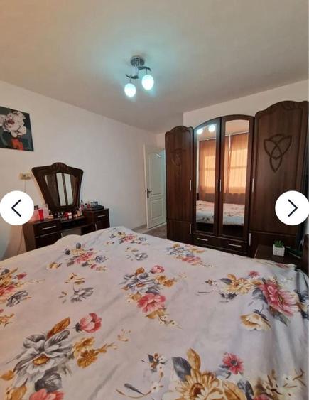 Apartament cu 2 camere decomandat în Micro 6