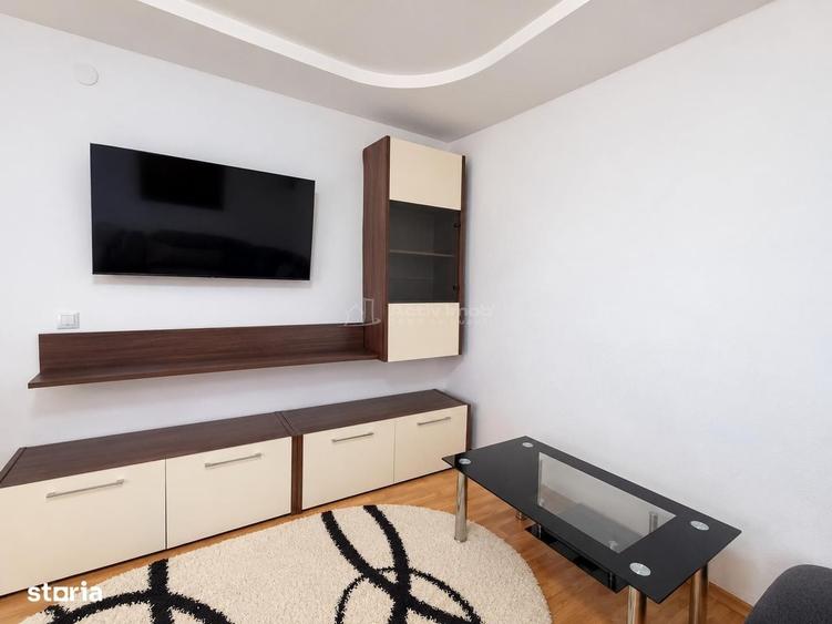 Casă cu 3 camere semidecomandat în Central