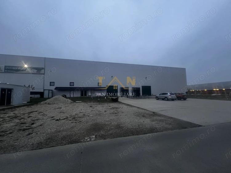 Spațiu comercial, de 3,045 mp, în Giarmata