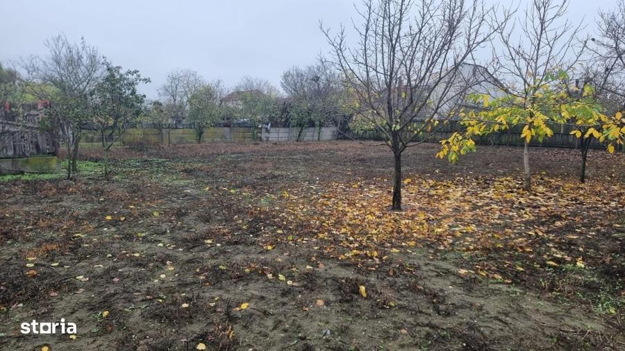 Casă cu 4 camere în Albești