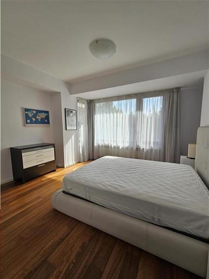 Apartament cu 3 camere semidecomandat, mobilat în Kiseleff