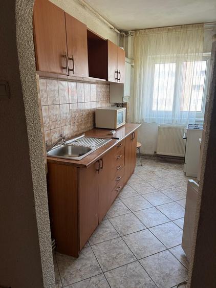 Apartament cu 2 camere decomandat în Centrul Civic
