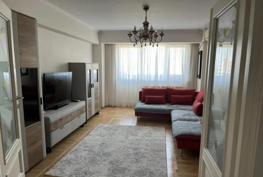 Apartament cu 4 camere decomandat, mobilat în 13 Septembrie