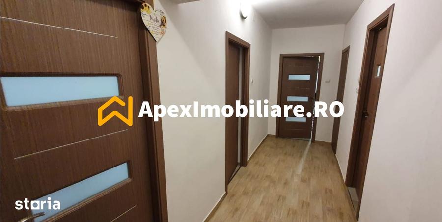 Apartament cu 2 camere decomandat în Berceni — fotografia 3