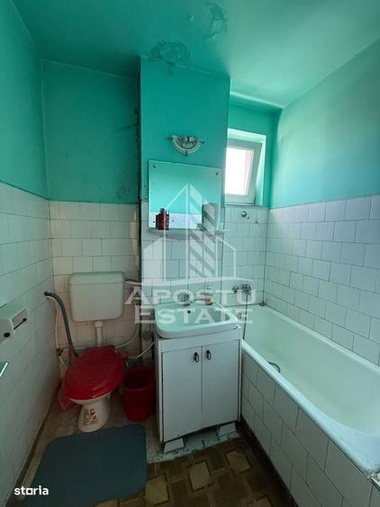 Apartament cu 3 camere semidecomandat în Soarelui — fotografia 2