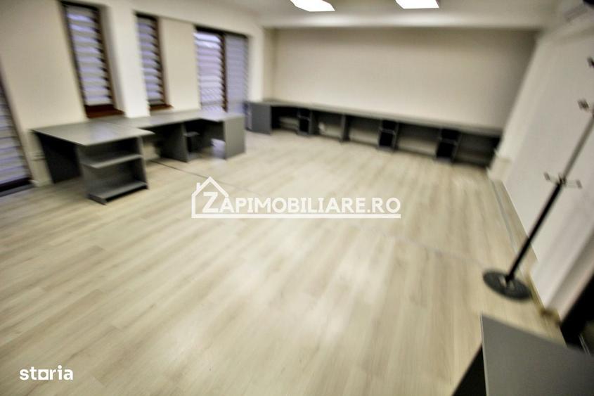Spațiu comercial, de 160 mp, în Central