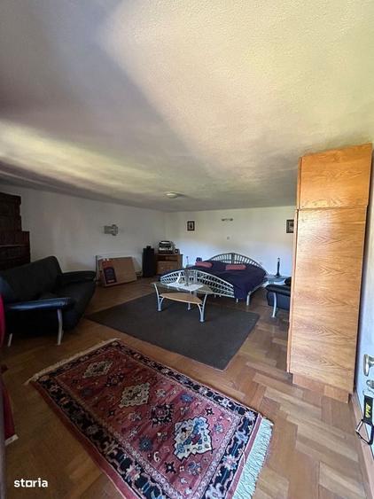 Casă cu 4 camere cu Teren 5146 Mp în Sălătrucu
