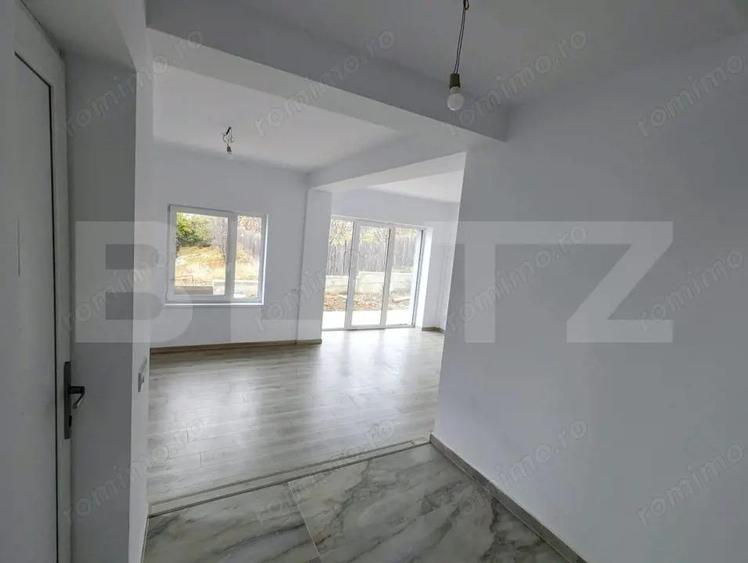 Casă cu 4 camere cu Teren 250 Mp în Bârnova