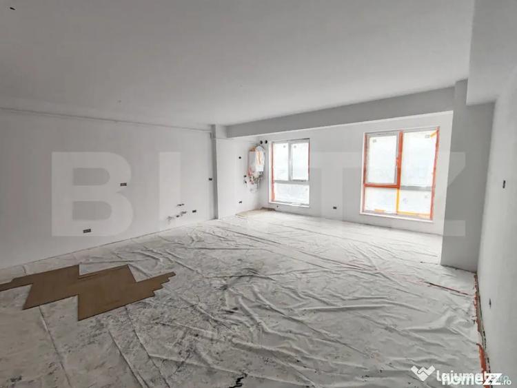 Apartament cu 3 camere decomandat în Obcini