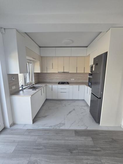 Duplex cu 4 camere cu Canalizare în Moșnița Nouă