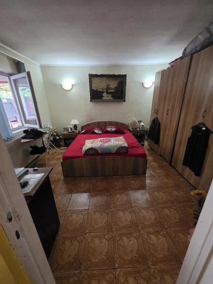 Casă cu Teren 270 Mp în Central