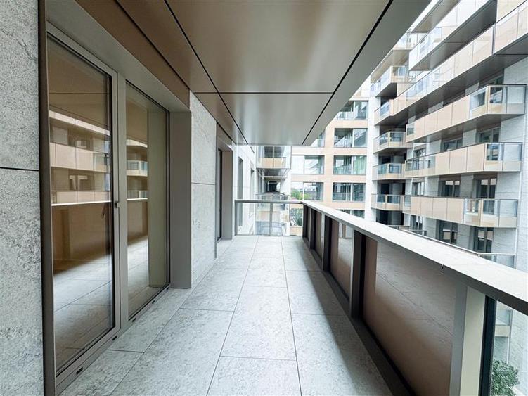 Apartament cu 3 camere decomandat în Iancu Nicolae