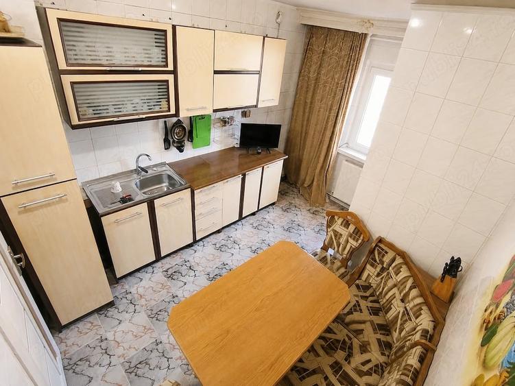 Apartament 4 camere CARACAL decomandat HCC 90 mp2 etaj 2 - 1