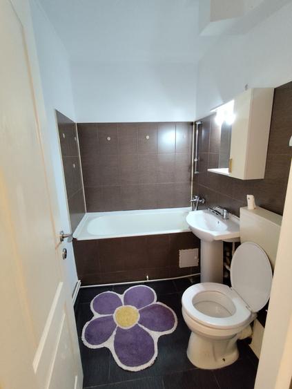 Apartament cu 2 camere semidecomandat în Metalurgie