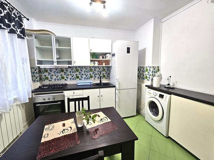 Apartament cu 2 camere decomandat, mobilat în 1 Decembrie 1918