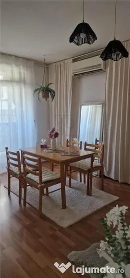 Apartament cu 3 camere decomandat în Buziașului